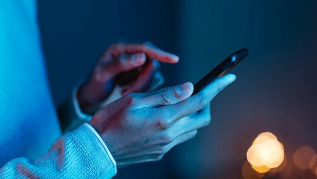  Уведомления на смартфоне крадут наше внимание 