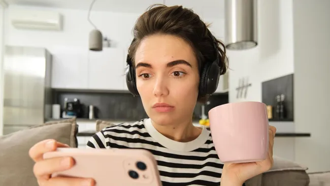 Ускоренный просмотр видео чреват забывчивостью и тревожностью 