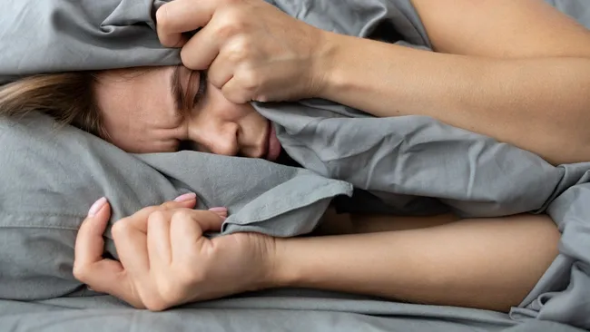 Врач Гарли назвал быстрое засыпание тревожным симптомом 