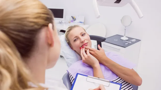 Стоматолог Пикилиди: зубы мудрости нужно удалять по показаниям, а не из-за возраста