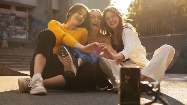 Человеческий мозг переходит во взрослую фазу только после 30 лет 