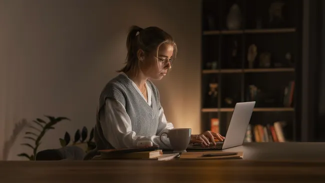 Ночные смены могут усиливать агрессивность рака молочной железы