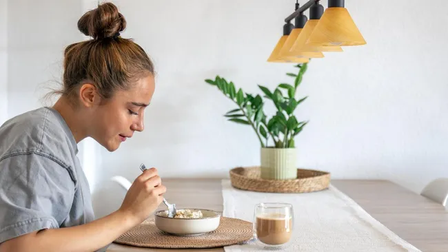 Избыток рафинированных углеводов и частые перекусы ускоряют старение