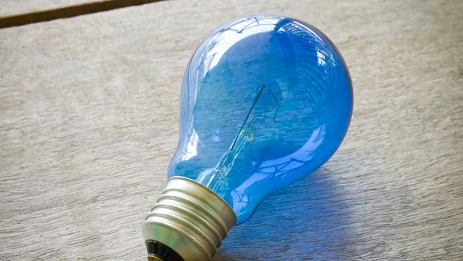 Синий свет снижает уровень кортизола при воздействии шума