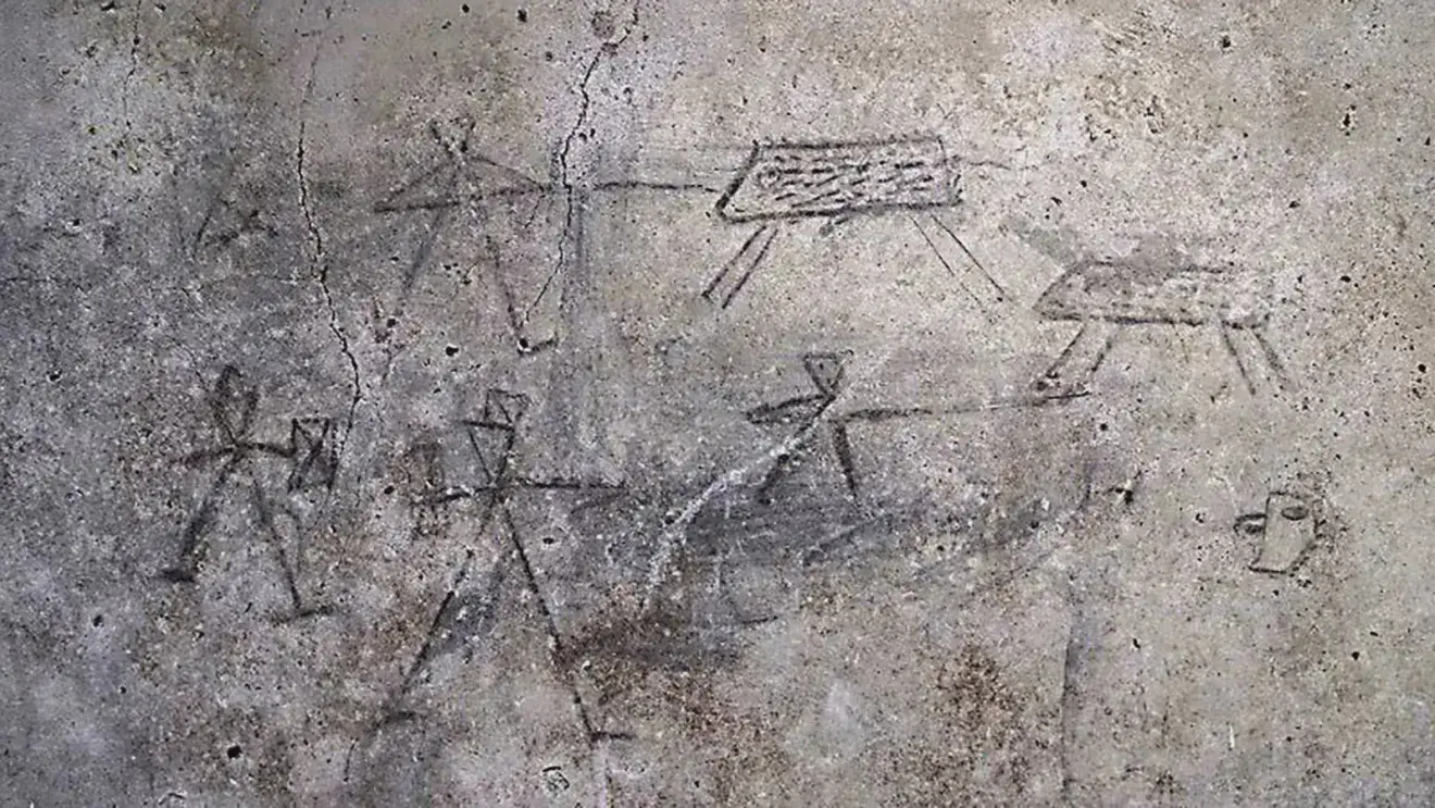 Рисунки гладиаторских боёв, найденные в Помпеях, сделали 5-летние дети