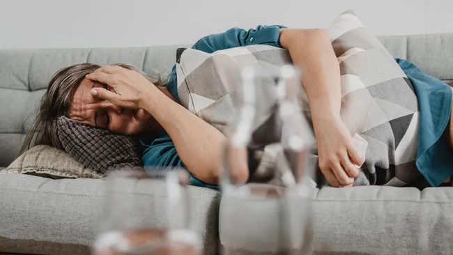 Терапевт Кунаковская: пиво при похмелье может привести к тромбу