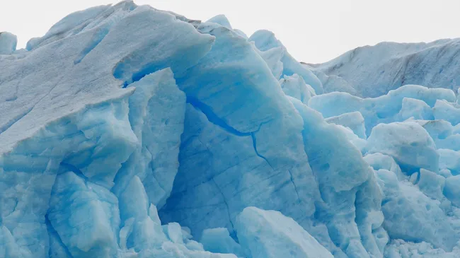 Спутник показал рекордное уменьшение ледника Антарктиды