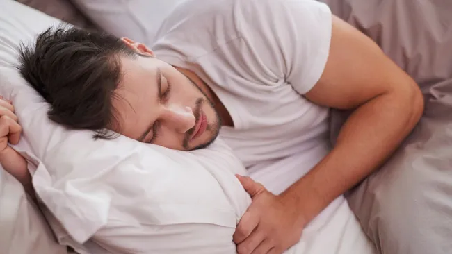 Рацион с обилием фруктов, овощей и молочных продуктов связали с более качественным сном