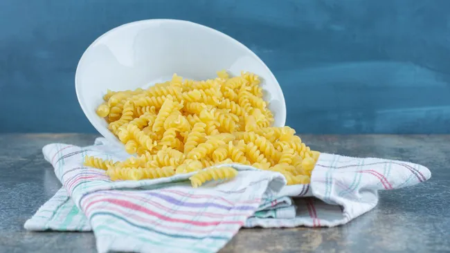 Не торопитесь выбрасывать — как спасти слипшиеся макароны 