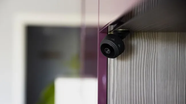 Адвокат Полякова: найти скрытую камеру в отеле можно при помощи смартфона 