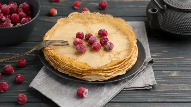 Блины рвутся и резиновые? 5 ошибок, которые портят даже идеальный рецепт