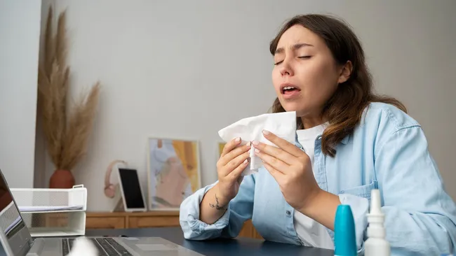 Японские учёные доказали пользу промывания глаз при сезонной аллергии