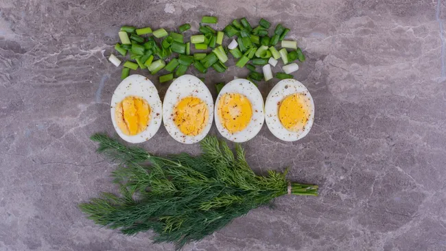 Не допускайте этой ошибки — почему варёные яйца становятся резиновыми