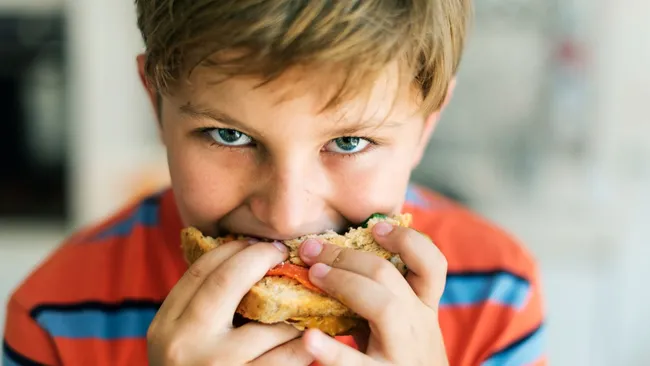  Злоупотребление колбасами и конфетами в детстве отражается на интеллекте в будущем