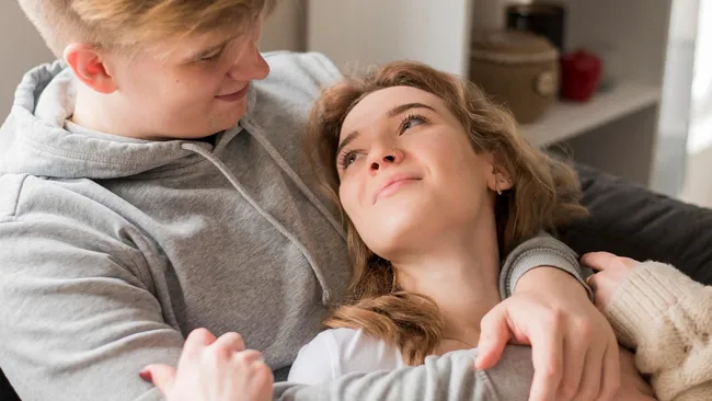 Низкая самооценка, а не чувства заставляет людей оставаться в напряжённых отношениях