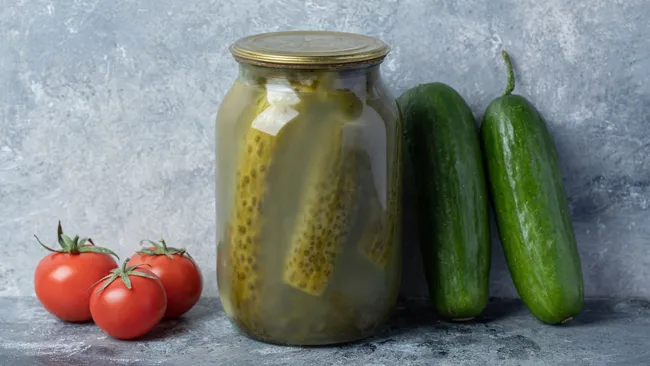 Огуречный рассол творит чудеса — неожиданные способы применения