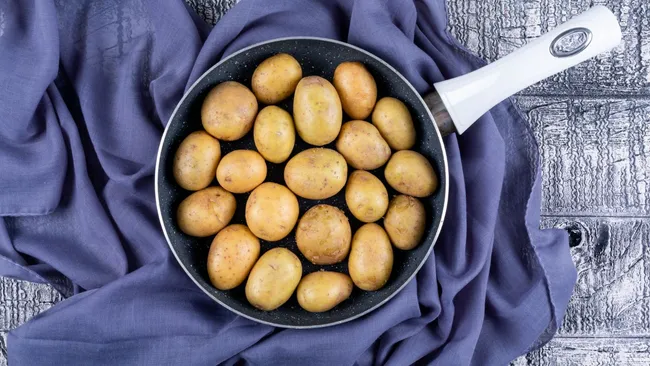 Все гениальное не так уж и просто — как правильно приготовить картофель в мундире