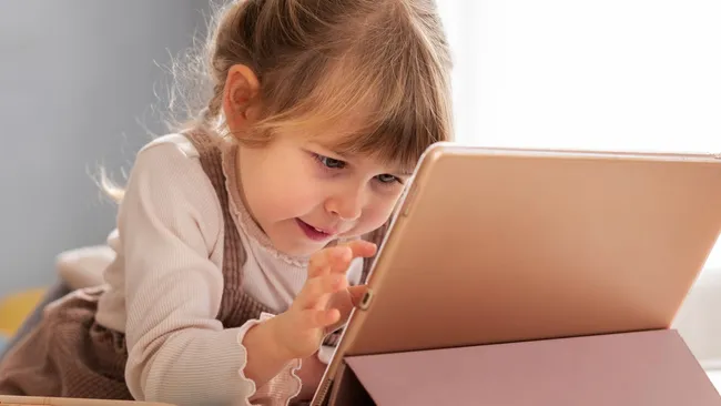 Гаджеты перед сном не влияют на выработку мелатонина 