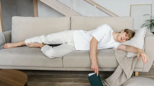 Учёные связали малоподвижный образ жизни с ускоренным старением к 40 годам