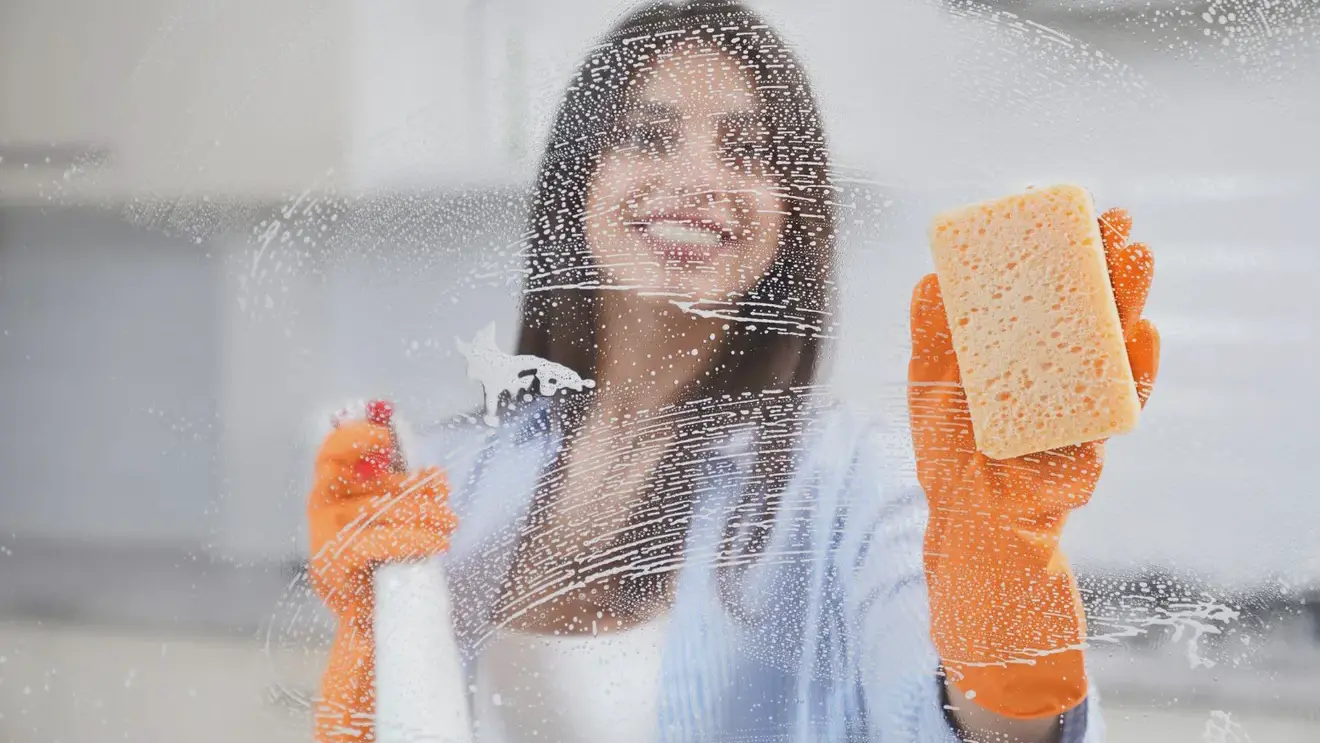 Как правильно отмыть окна в квартире