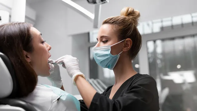 Стоматолог Пикилиди: отсутствие зуба может привести к головным болям 