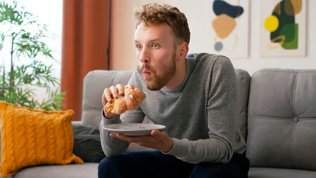 Сладкое перед отдыхом мешает организму полноценно восстановиться 