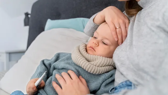 Главврач Осипов: респираторно-синцитиальный вирус тяжело протекает у малышей