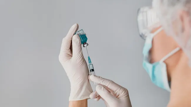 Прививка от гриппа снижает риск инфаркта и инсульта