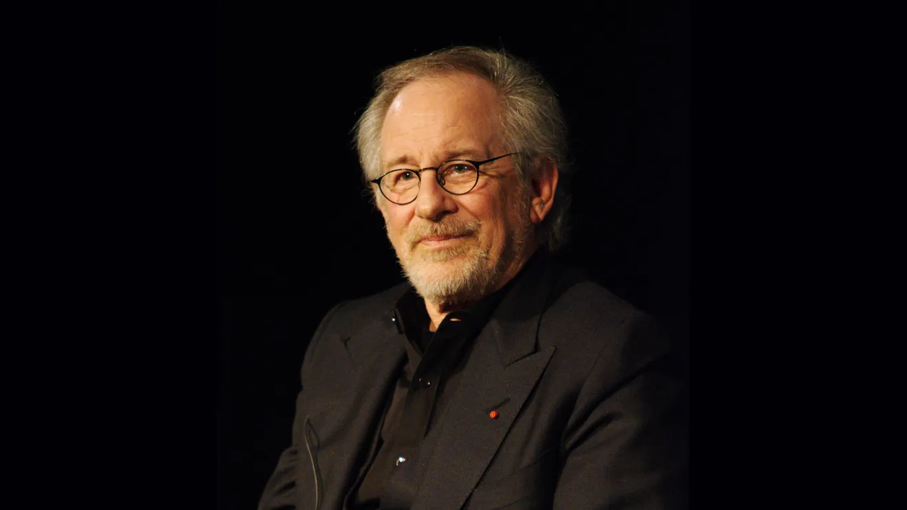 By Romain DUBOIS - File:Steven Spielberg Masterclass Cinémathèque Française.JPG, CC BY-SA 3.0, https://commons.wikimedia.org/w/index.php?curid=18058301
