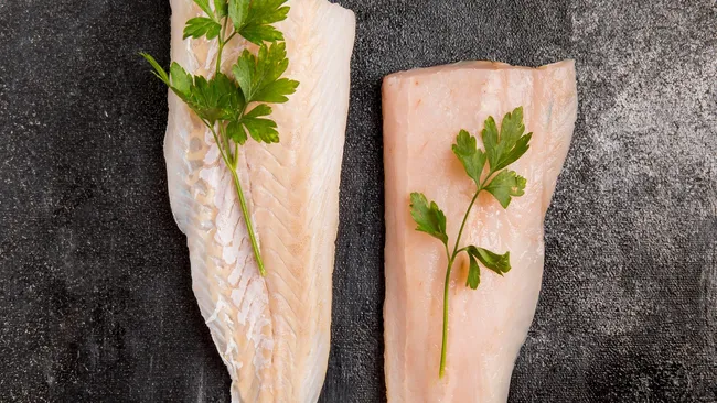 Ресторанное блюдо за 40 минут — как приготовить вкусную треску с овощами 