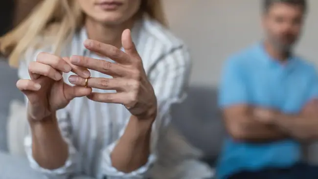 Муж не даёт развод: что делать