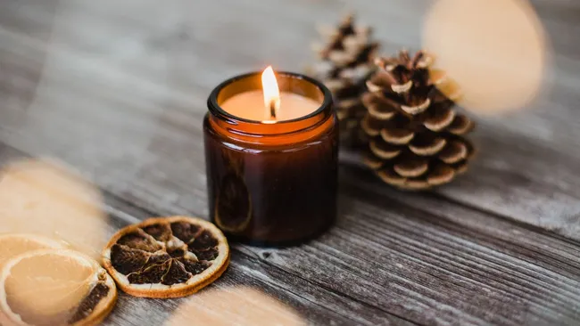 Частицы от ароматических свечей способны проникать в лёгкие и кровь