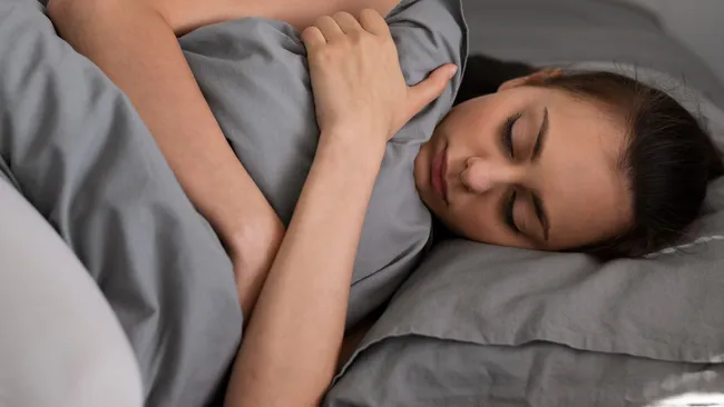 Японские учёные нашли способ улучшить сон с помощью черничного чая