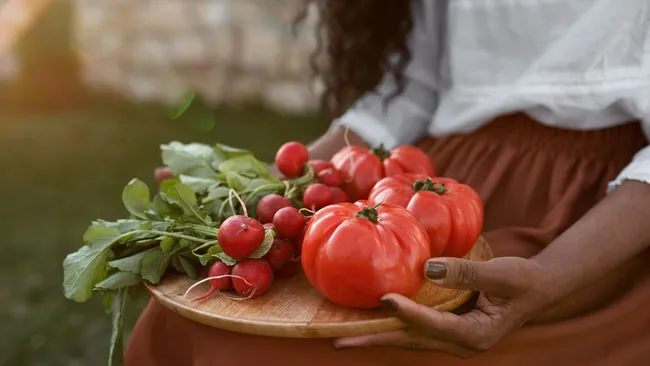 Как вырастить помидоры-гиганты — главные дачные хитрости