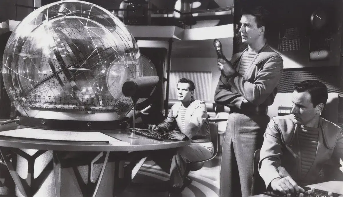 Кадры из фильма "Запретная планета", 1956